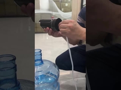 Черный распределитель 800mAh водяной помпы USB перезаряжаемые для домашнего офиса